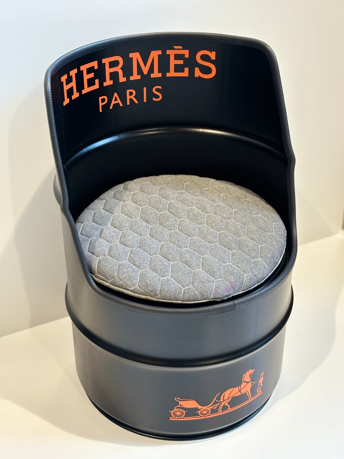 Rob VanMore - Hermes Paris Barrel Seat - 57cm