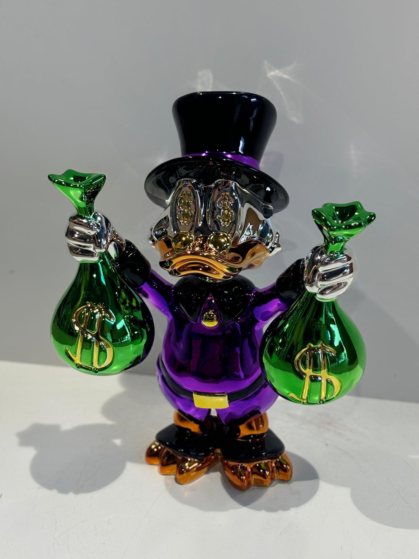 Rob VanMore - Scrooge Moneybags Purple - 40cm