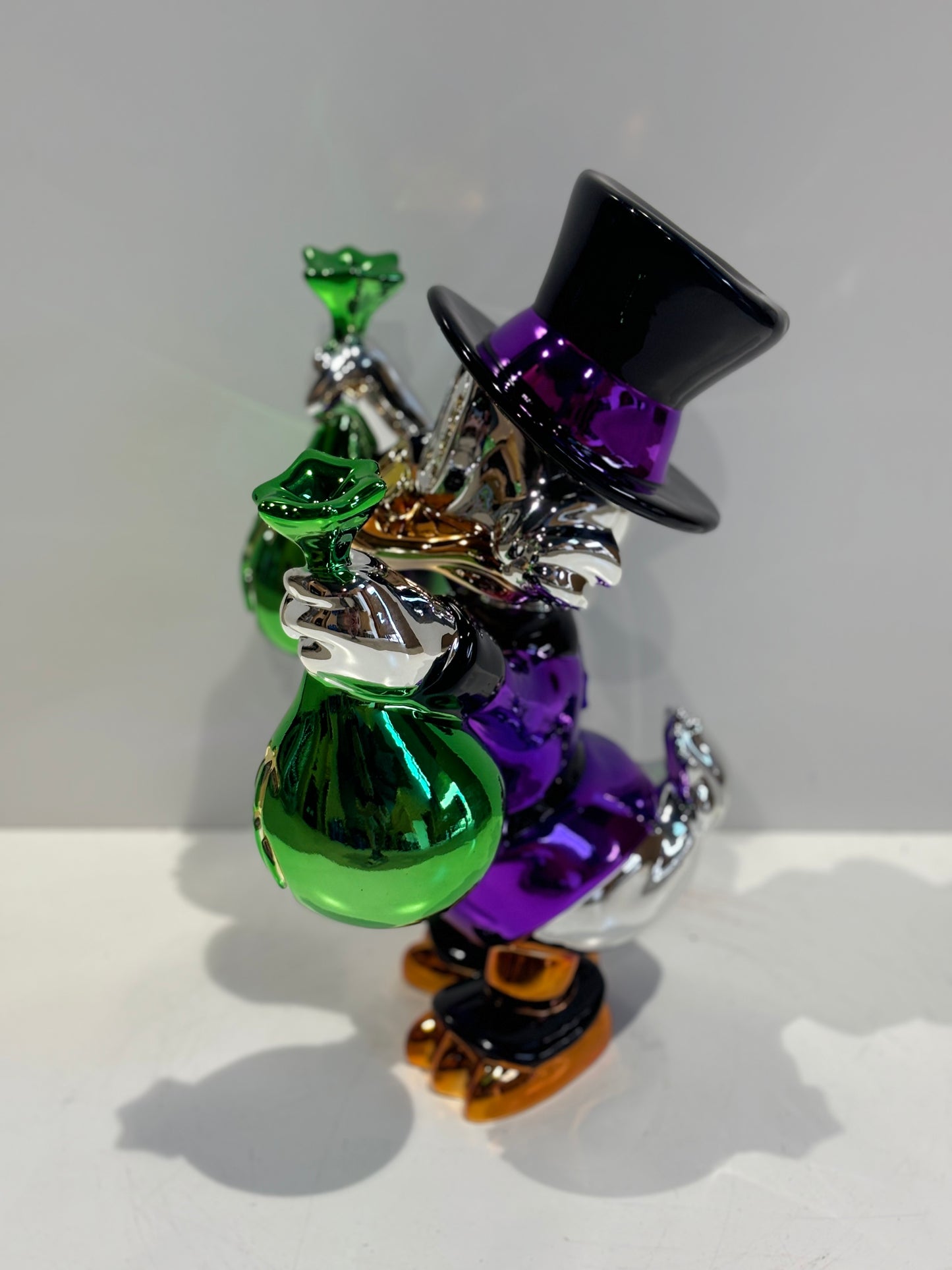 Rob VanMore - Scrooge Moneybags Purple - 40cm