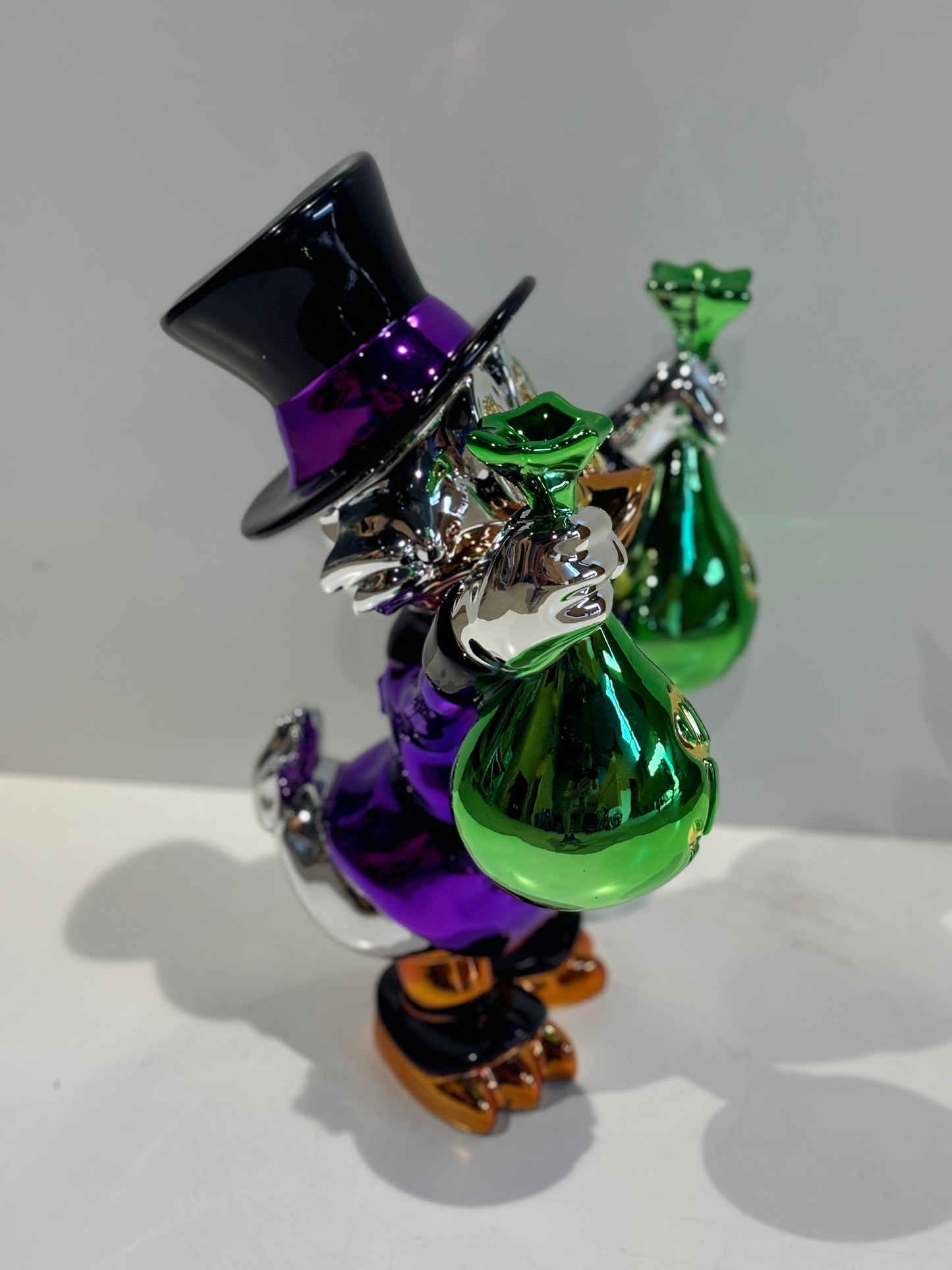 Rob VanMore - Scrooge Moneybags Purple - 40cm