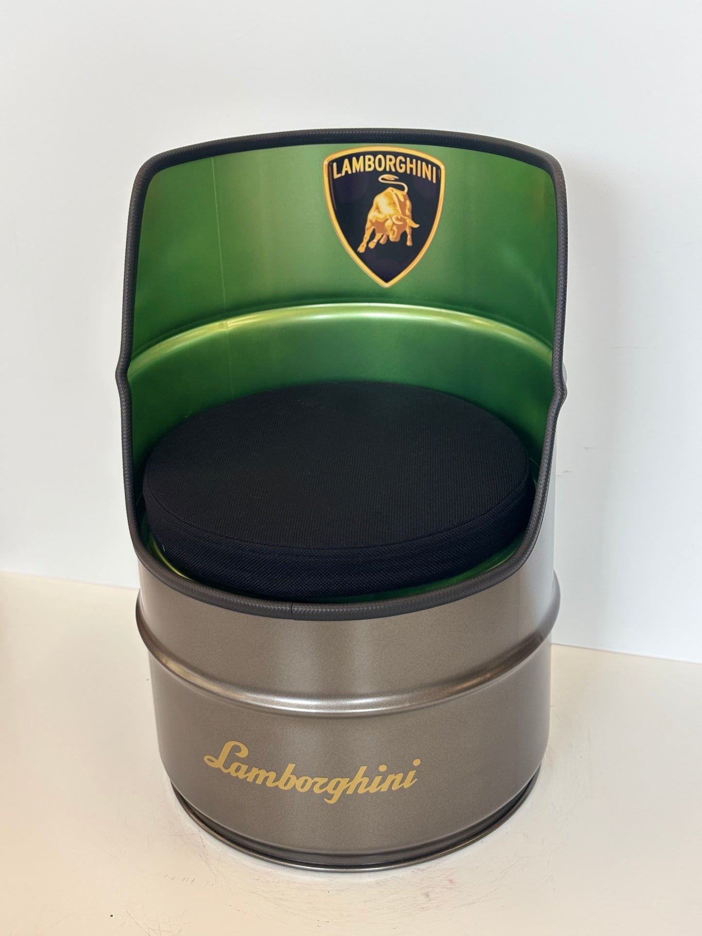 Rob VanMore - Lamborghini Barrel Seat - 57cm